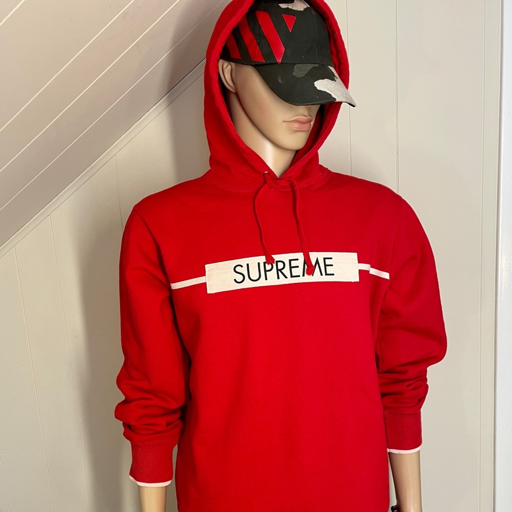 Supreme Hoodie